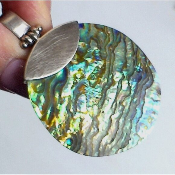 Sterling Silver Abalone Shell Pendant Made In Thailand - Picture 3 of 5